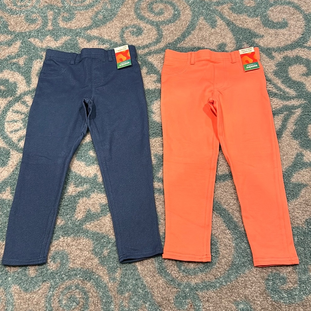 NWT Girl’s size 6 knit jeggings- 2 pairs